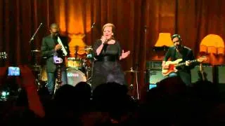 Adele - iTunes festival London 2011 - 07 - My Same - Adele (legendado ptBR).mp4