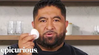 Crack An Egg One-Handed