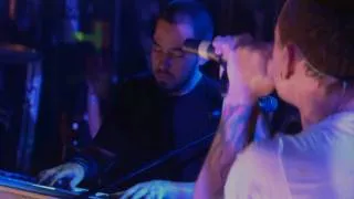 Linkin Park - Pushing Me Away (Piano) - Live In New York [2007-05-11] [HD]