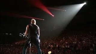 Metallica “No Remorse”, presentación en el Pontiac Silverdome de Detroit MI. USA. 2003.