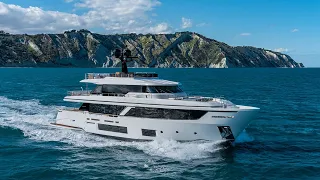 Luxury SuperYacht - Custom Line Navetta 30  - Ferretti Group