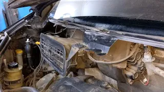 Вода на двигателе. Герметизация жабо Opel Vivaro ,Renault Trafic