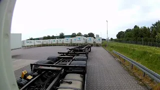 Lang-LKW Typ 3 | Fliegl Swap Train unter 3 Wechselbrücken schieben @Fliegltrailer