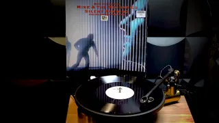 Mike & The Mechanics ‎– Silent Running (On Dangerous Ground) (12" 45rpm)