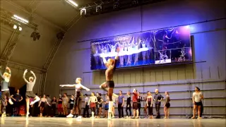 Live demo of a ballet class by the Royal Ballet of Flanders