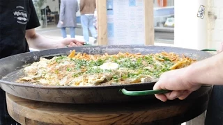 Chef Cooks Giant Omelette Using 200 Eggs