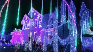 The Brewster Family's New York City Inspired Light Show - The Great Christmas Light Fight