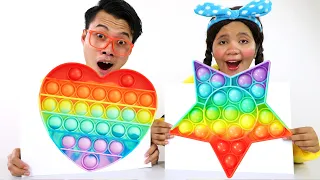 Learn Colors & Shapes with Linda Fun Shapes & Paint Kids Toys