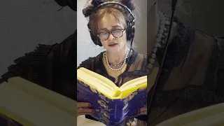 Watch Helena Bonham Carter read an excerpt from 365 POEMS FOR LIFE by Allie Esiri!  📸 @panmacmillan