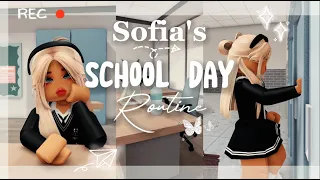 ⋆୨୧˚ 🥐🥛 || Sofia's School Day Routine || Berry avenue vlog || Roblox || 🥛🥐˚୨୧⋆