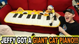 JEFFY GOT A GIANT CAT PIANO!!!