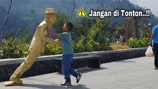 Patungnya Roboh..!! Statue prank funniest Reactions, Prank Patung Hidup