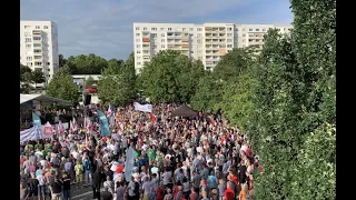 Habeck verspricht Staatshilfe - Lautstarke Kundgebung für die Zukunft von Schwedt
