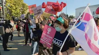 Legal experts expected SCOTUS to rule on the Texas abortion law Monday, but it didn’t. Does that mea