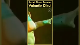 Soviet circus acrobat, Valentin Dikul, performing his power juggling act in 1985 #shorts