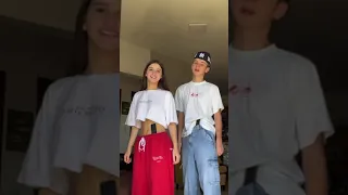 Balança a glock...(Juliano Floss e Ana Mazzocco, dancinha do tik tok)