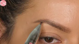 قلم تحديد وإبراز الحواجب 4 في 1 brow contour pro pencil