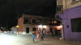 DANGEROUS MEXICAN BACKSTREETS AT NIGHT / JUAREZ MEXICO