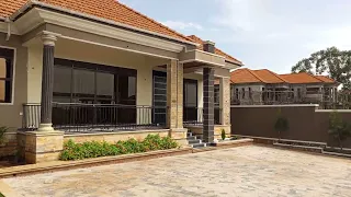 New house for sale in Kira near Kampala 4 bedroom and 4 bathrooms house asking price ( 600million )