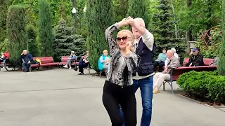 РАСЦВЕЛА СМОРОДИНА! АПРЕЛЬ 2024 ТАНЦЫ ХАРЬКОВ #танцы #retrodancing #music #dance #праздник