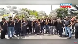 BJP Holds Protest With Black Balloons & Black Dress Over 5T Chief VK Pandian's Jagatsinghpur Visit