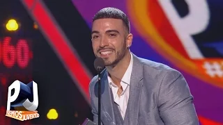 Luis Figueroa se lleva el premio al mejor cover por ‘Flor Pálida’ en Premios Juventud 2016