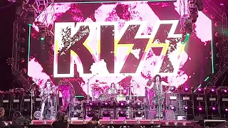 @KISS  @DownloadFestivalTV Tears Are Falling 10th June 2022 Last Ever UK Date #concertvideos