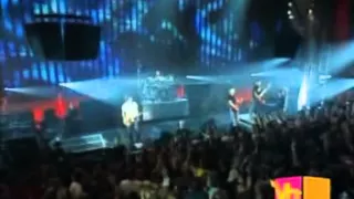 NickelBacK - How You Remind Me - (Live) Seattle - 2003