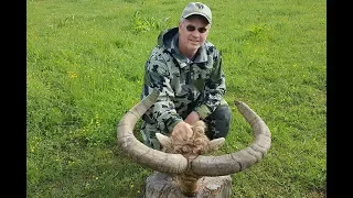 DAGESTAN TUR HUNTING JIMMY CRAWFORD & FRONTIER Hunting Safaris & GLOBAL PURSUIT