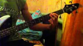 Bass Improvisation- бас импровизация с дисторшн.flv