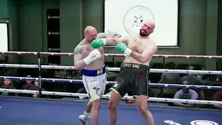 one shot comeback KO Tyson Fury vs Oleksandr Usyk Undisputed