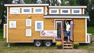 Tiny LUXURY House- All Off-Grid! "Tiny House Chattanooga"!