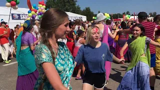 Arjuna Krishna Prabhu Chants Hare Krishna and Many Dance - Polish Woodstock 2018 Day 1