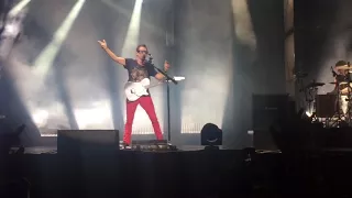 Muse, Knights of Cydonia, Live at Kaaboo, September 16, 2017, Matt Bellamy up close, Del Mar, Ca.