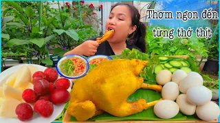 Hàng xóm mất hồn cùng mâm trứng lộn cùng con gà chạy bộ hấp lá chanh giữa vườn