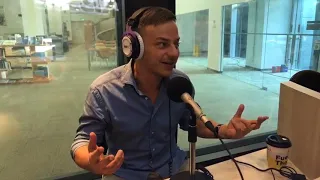 Tom Wlaschiha aka Faceless Man, Jaqen H'ghar in the epic Game of Thrones, is in the Kiss92 studio!