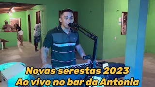 Gildenes Araújo cantando as melhores seresta atualizadas de 2023 no interior no bar da Antônia