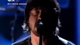 ♫ Foo Fighters - Best of You - Live @ MTV Movie Awards - 15-06-05 ♫