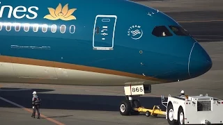 Vietnam Airlines Boeing 787-9 VN-A865 Pushback and Takeoff | Narita Airport | NRT/RJAA