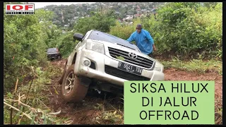 SIKSA HILUX DI JALUR OFFROAD