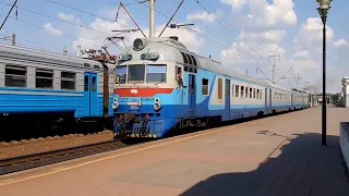 Д1-689/688 з поїздом Шевченко-Гребінка / D1-689/688 with train Shevchenko-Hrebinka