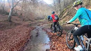 Cu bicicleta pe Valea Rachișului, în Trascău, 6 Noiembrie  2022