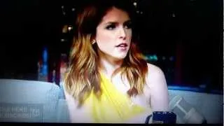 Anna Kendrick plays the cup song on the David Letterman show