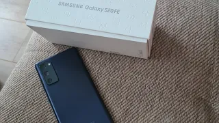 Samsung galaxy s20 fe как такое возможно???