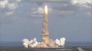 NASA STS 122 Atlantis Shuttle Launch