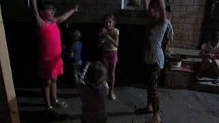 Наши дети танцуют лучше всех.