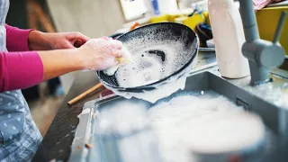 How to Properly Hand Wash Dishes