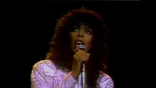 Donna Summer- A Hot Summer's Night (1983)