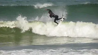 berg locals smashing the waves