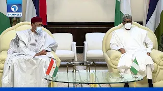 Buhari Hosts Newly Inaugurated Niger President Bazoum